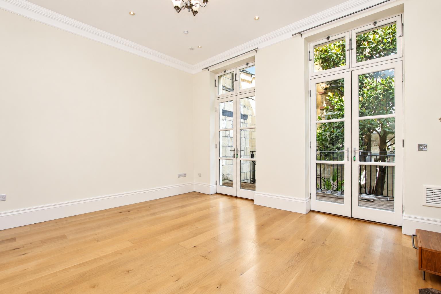 St. Andrews Terrace, Bath, BA1